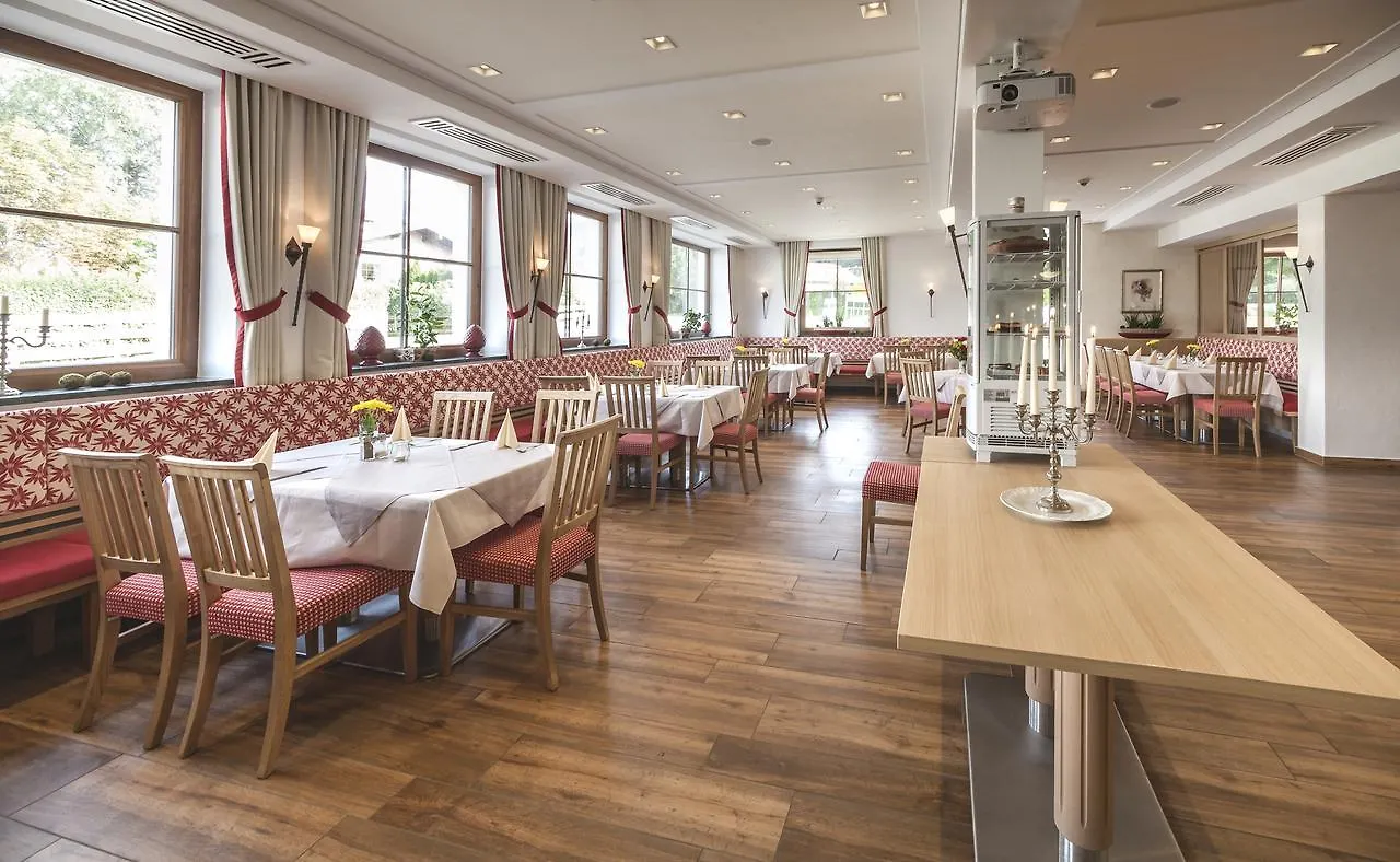 Gasthof - Hotel Zur Post Neukirchen am Teisenberg