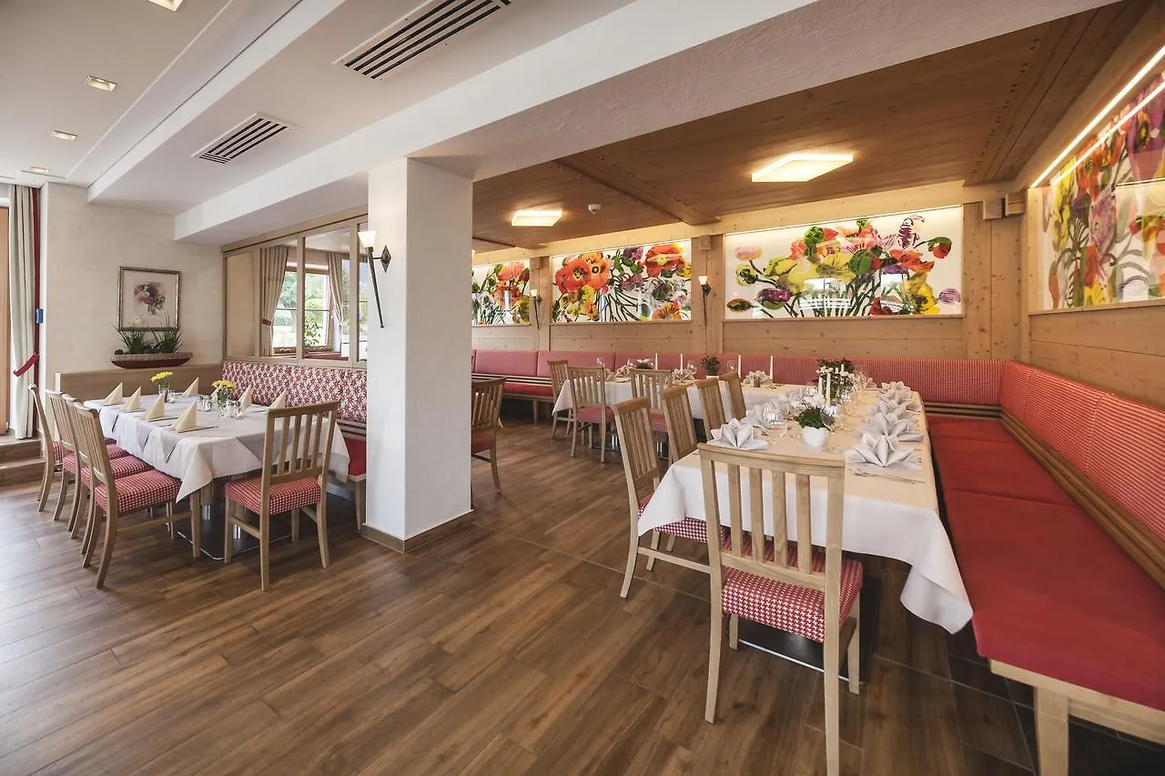 Gasthof - Hotel Zur Post Neukirchen am Teisenberg