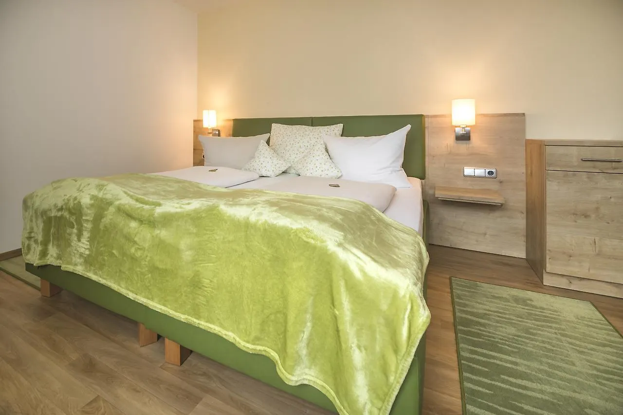 Gasthof - Hotel Zur Post Neukirchen am Teisenberg